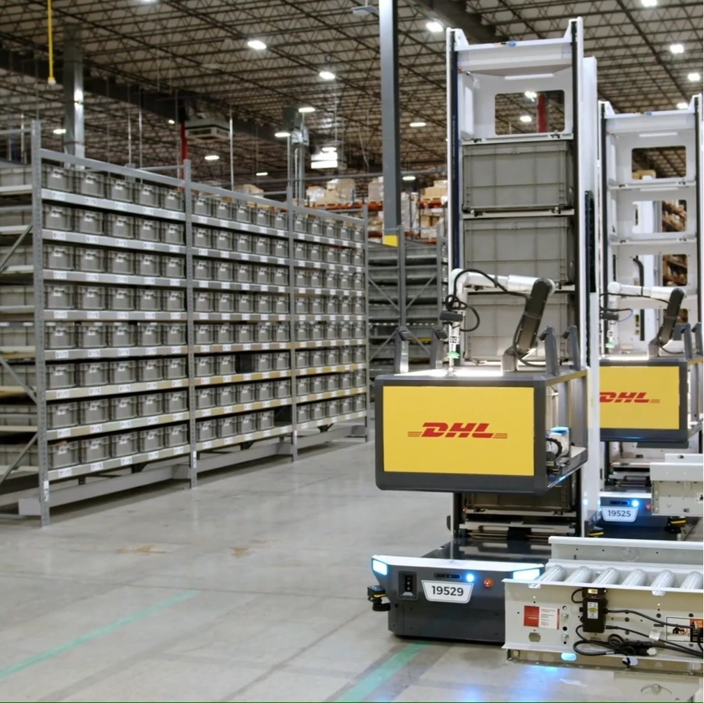 Locus Array™ operating in a DHL Supply Chain fulfillment center